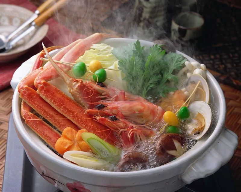 金旗舰 | 海鲜+温泉双倍满足，这个年会有点嗨！