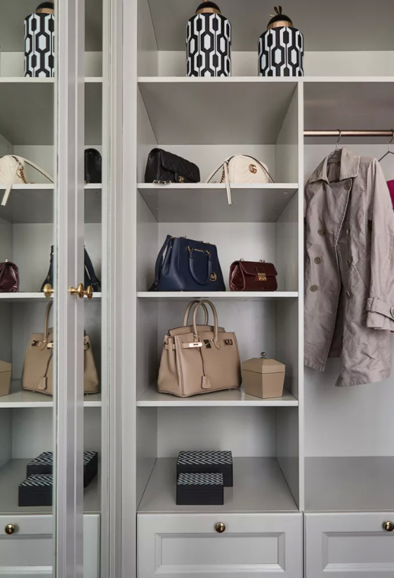 如何收纳衣服整理衣柜？收纳整理有窍门，超实用，纯干货！